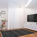 Case Vr Holiday Opera City Apartment